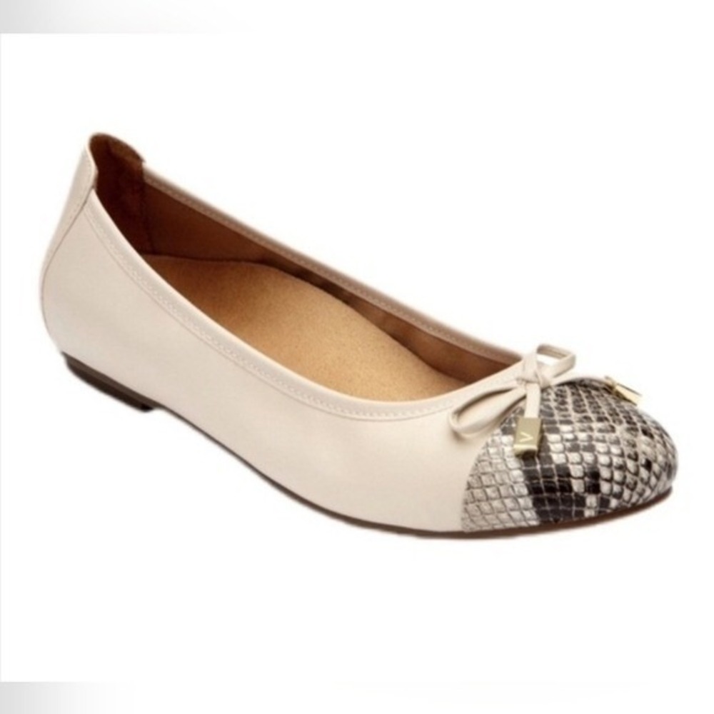 VIONIC Minna Ballet Flats‎ Snake Patterned Toe 7